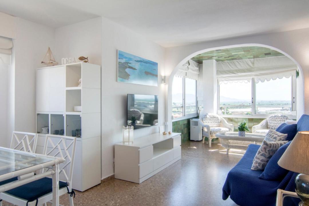 Bright Apartment Steps Away From The Beach Mareny Blau Dış mekan fotoğraf